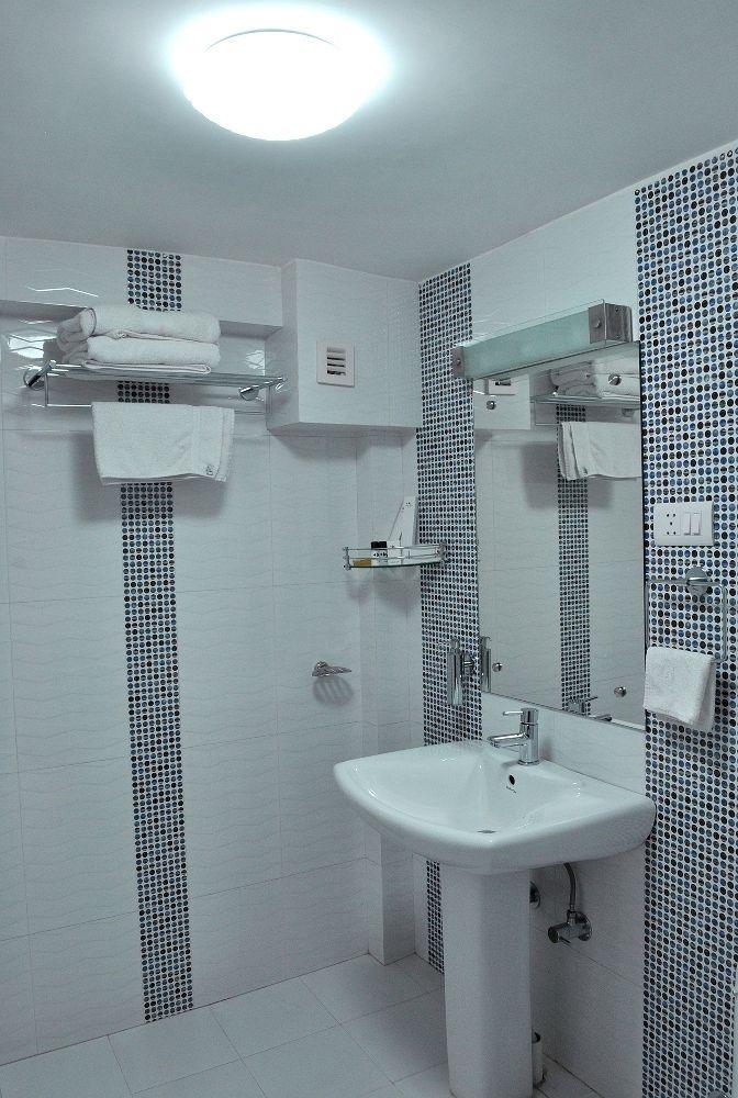 Hotel Pacific Srīnagar Екстериор снимка